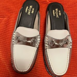 NWT. GH Bass Lianna leather Mules